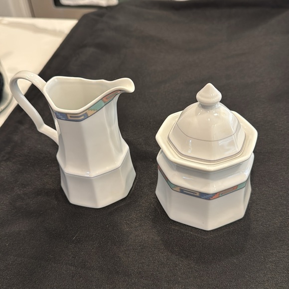 Vintage Christopher Stuart Southwest
Design Creamer & Sugar - Picture 2 of 7